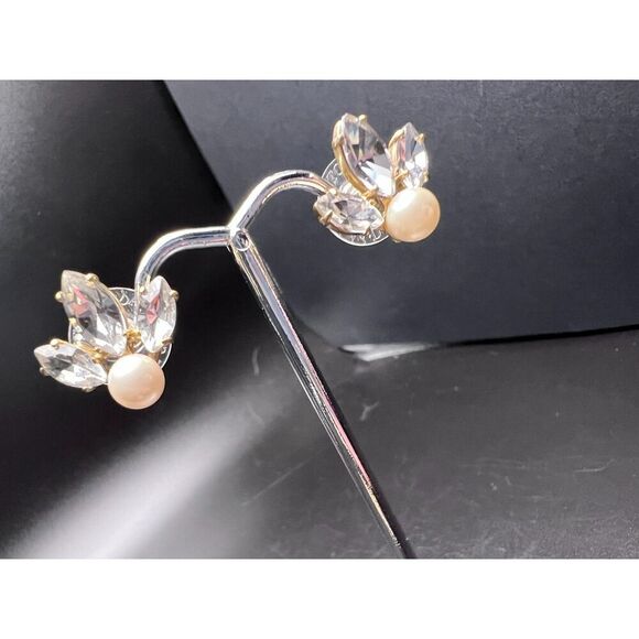 Stella & Dot Crystal Waterfall Earrings - Picture 6 of 11